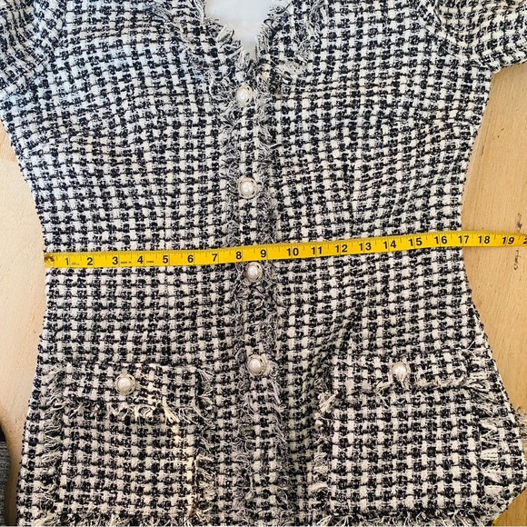 Rickie Freeman Teri Jon BEAUTIFUL TWEED dress with pearl button details - Picture 15 of 16